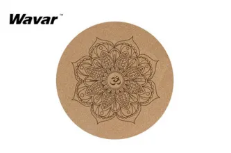 Přírodní korková podložka na jógu a proč jsme si ji vybrali