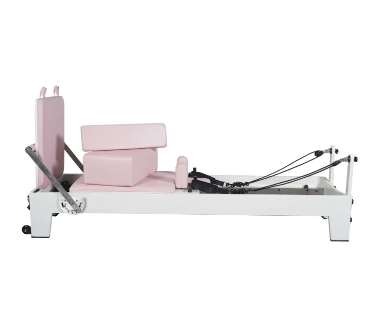 Bílý lakovaný dub růžový Pilates vybavení