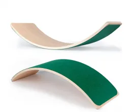 Dřevěn&aacute; zakřiven&aacute; deska