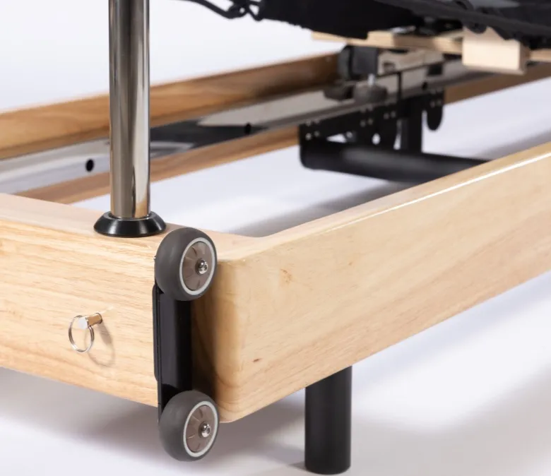 Dub bez spojů skládací Pilates Reformer