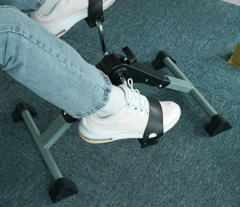 Skládací mini aerobní stepper s LCD displejem pro cvičení pod stolem