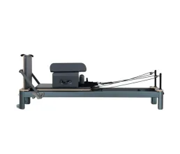 Eloxovan&yacute; Gunmetal Grey Pilates Reformer 4.0