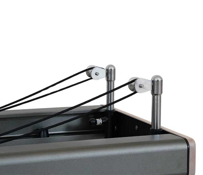 Postel Reformer Pilates z šedého anodizovaného hliníku