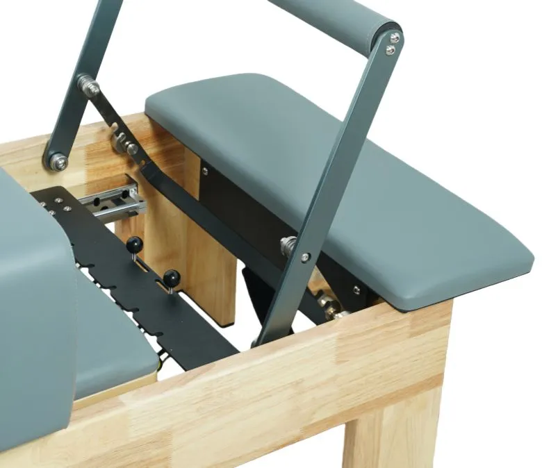 Wavar Pilates Oak Reformer Machine s vestavěnou stupačkou