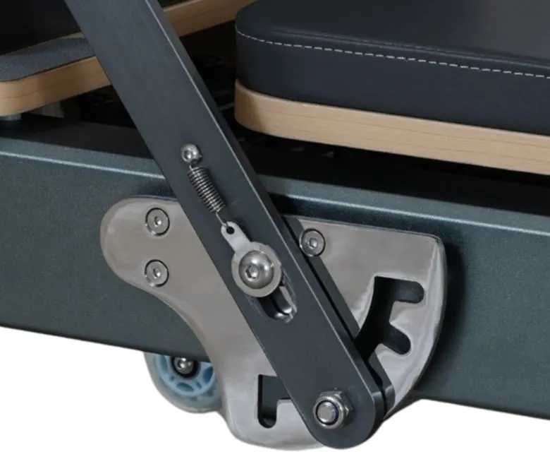 Eloxovaný Gunmetal Grey Pilates Reformer 4.0