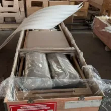 Zajišťujeme překližkové a kartonové obaly, nabízíme také palety. Balení a přeprava může být přizpůsobena vašim konkrétním potřebám.